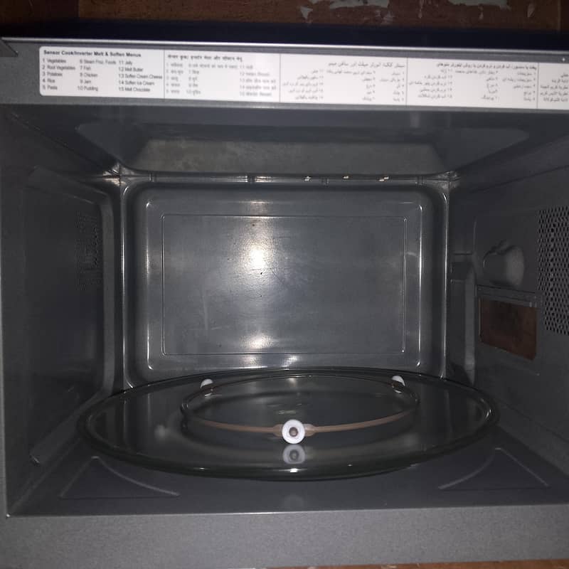 microwave oven 1