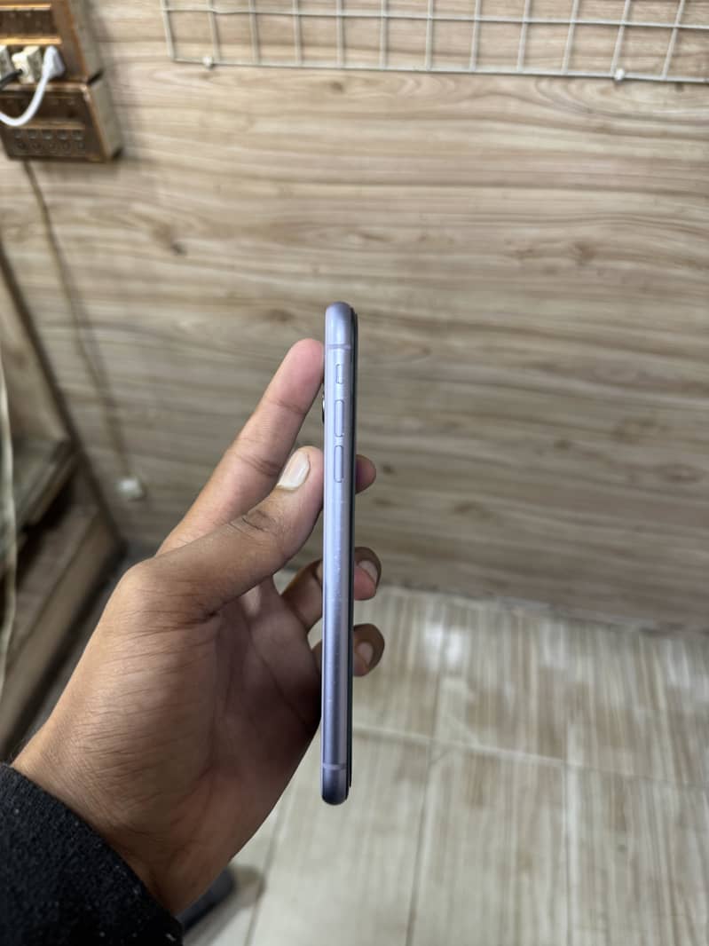 Apple iPhone 11 2
