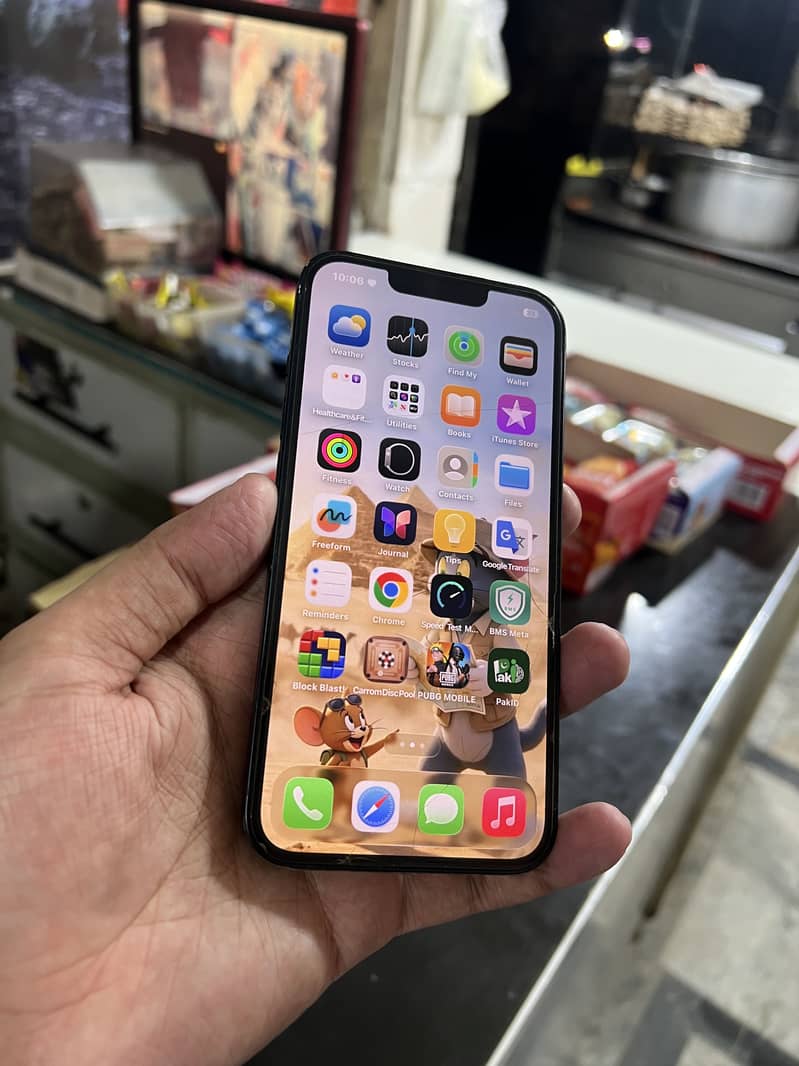 Apple iPhone 13 3