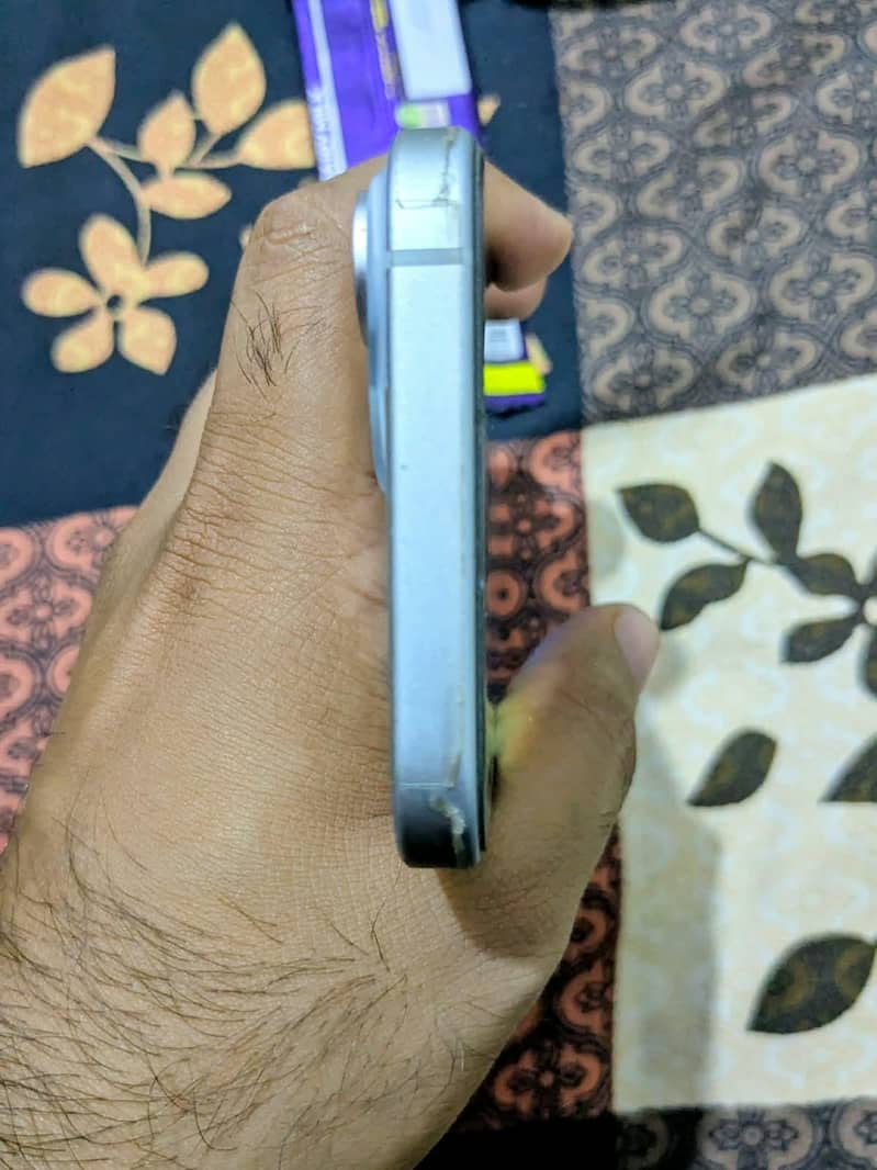 Apple iPhone 15 1