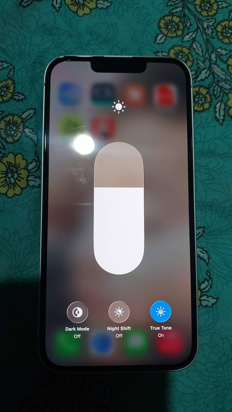 Apple iPhone 16e 10/10 7