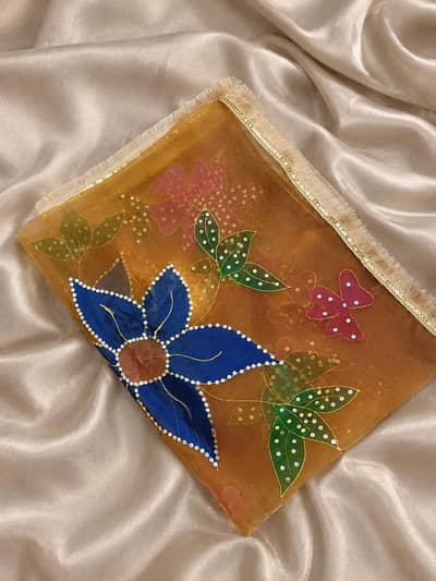 Hand painted dupptaas