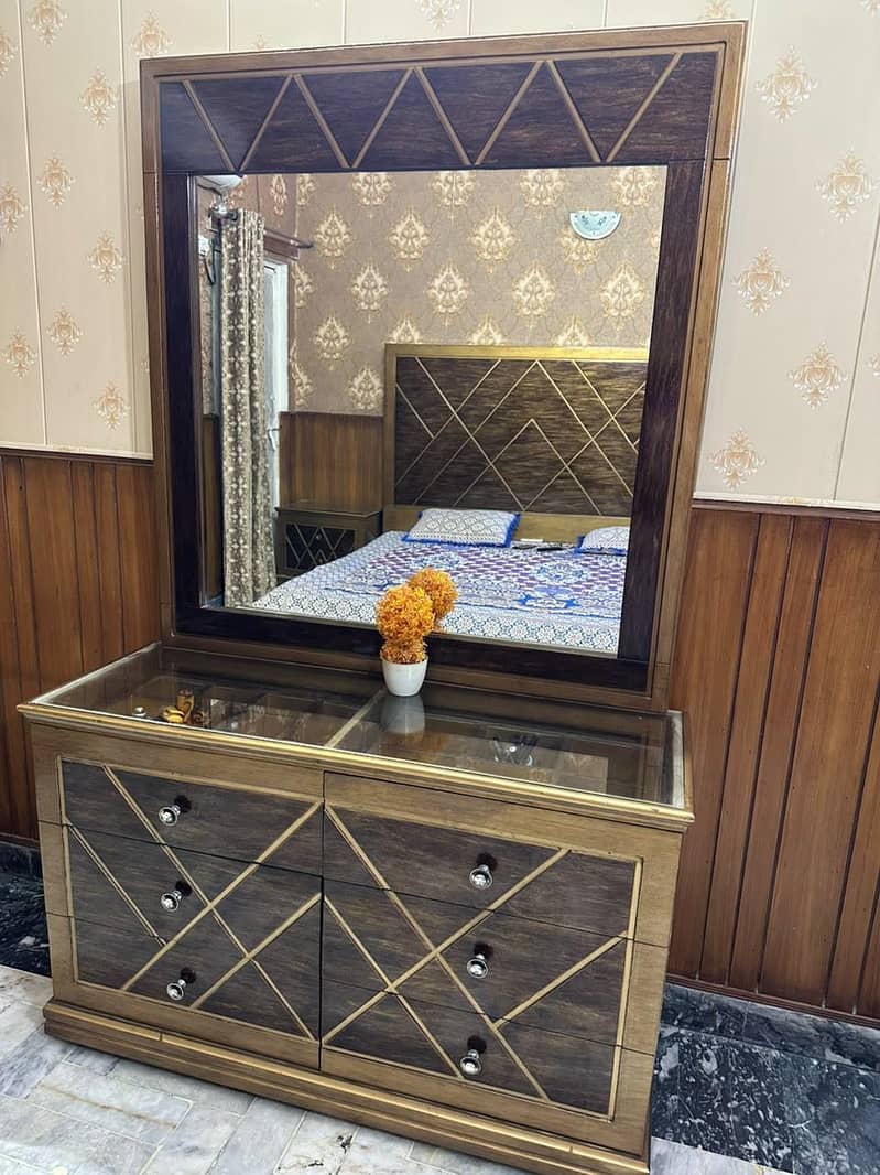 Dressing Table 1