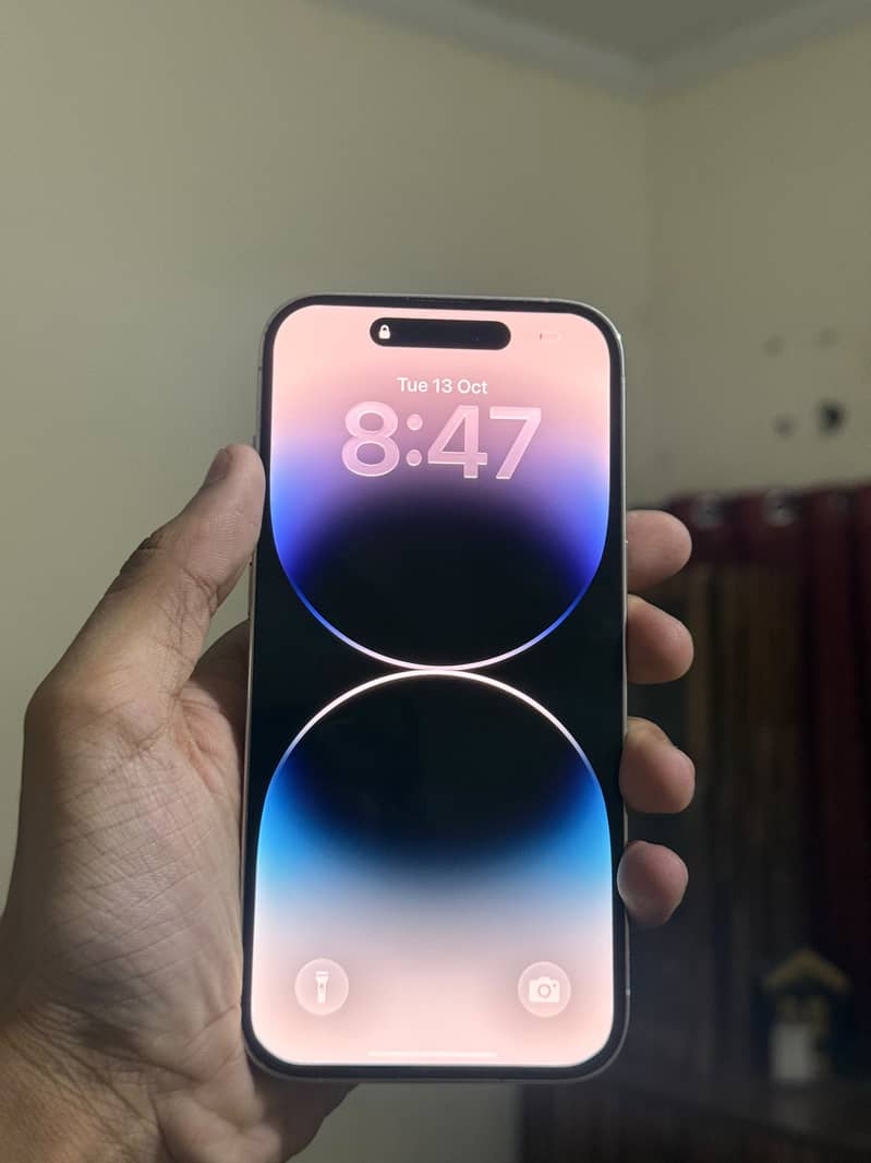 Apple iPhone 14 Pro 1