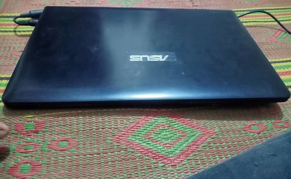 ASUS laptop 3