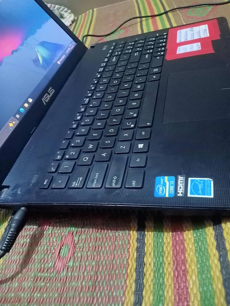 ASUS laptop 5