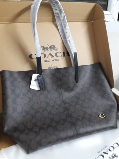 Coach Brand New Tote Bag From USA, With Complete Packing