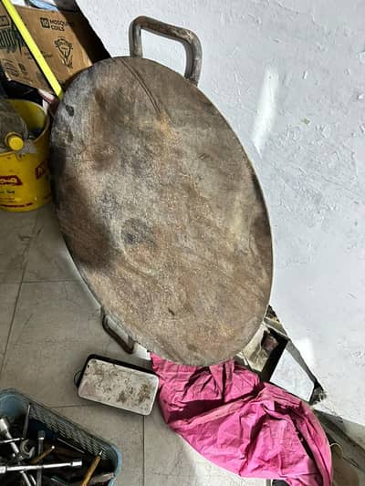 28 inches kaleeji tawa bjari gadge pr bana hua serious buyer contact m