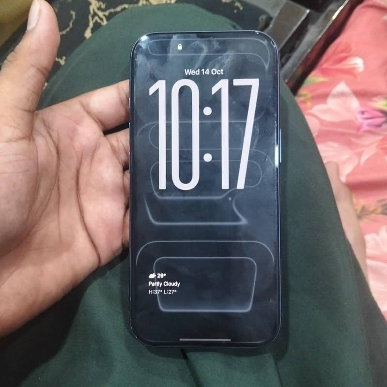 Apple iPhone 17 Pro 1