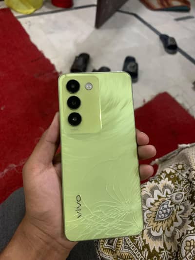 Vivo Y100