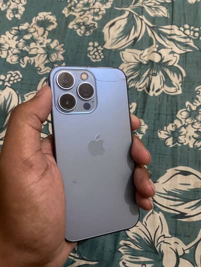 Apple iPhone 13 Pro