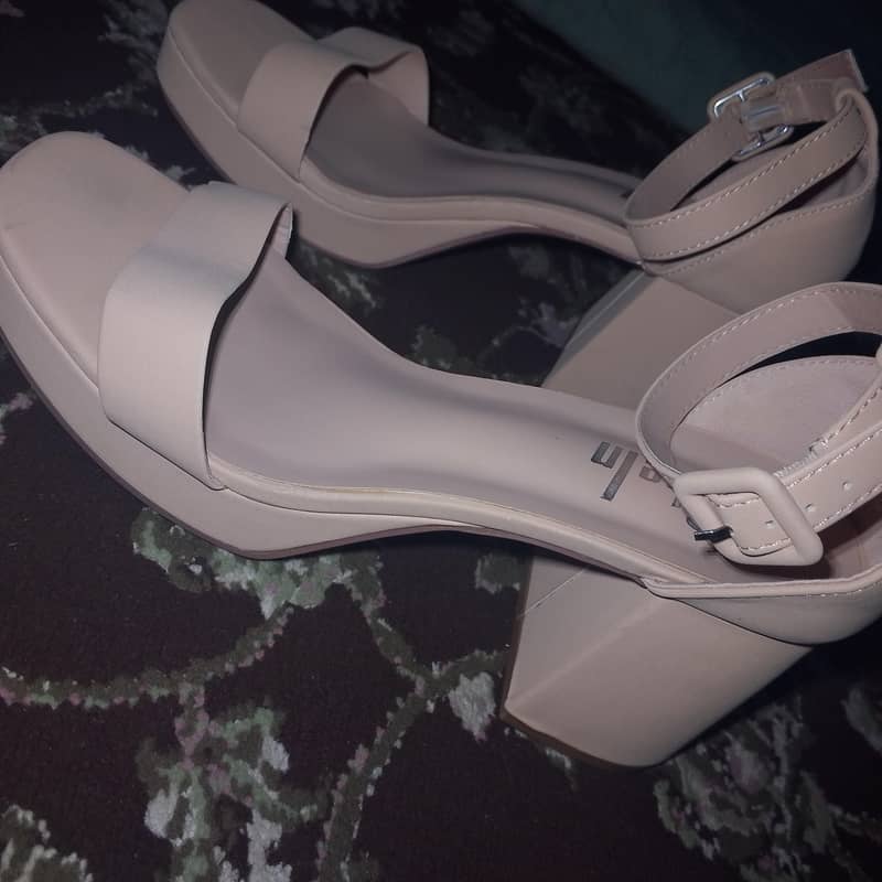 sandals 1
