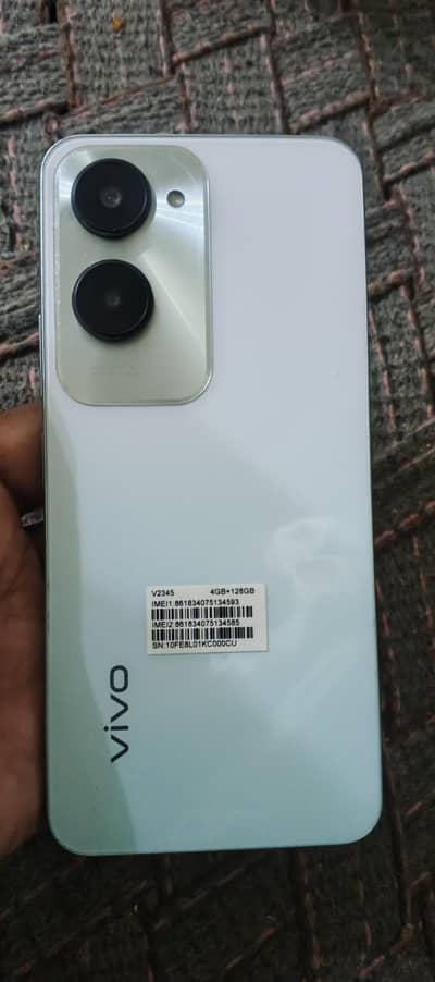 Vivo Y18
