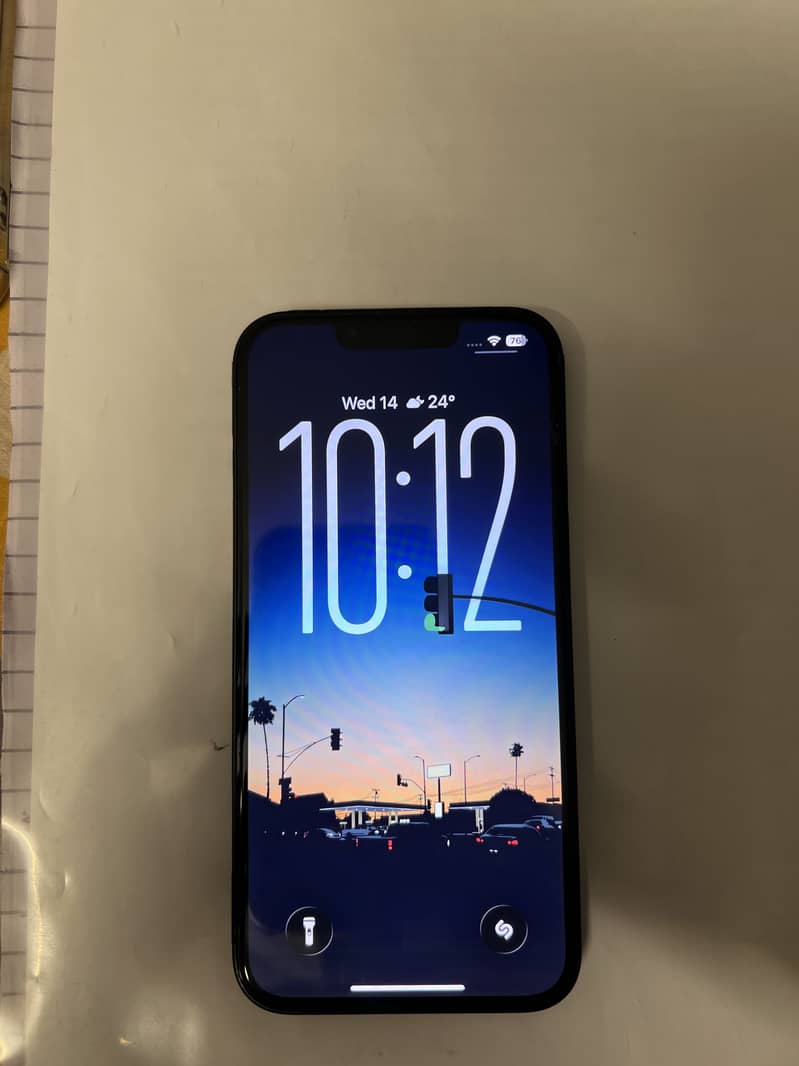 Apple iPhone 13 2