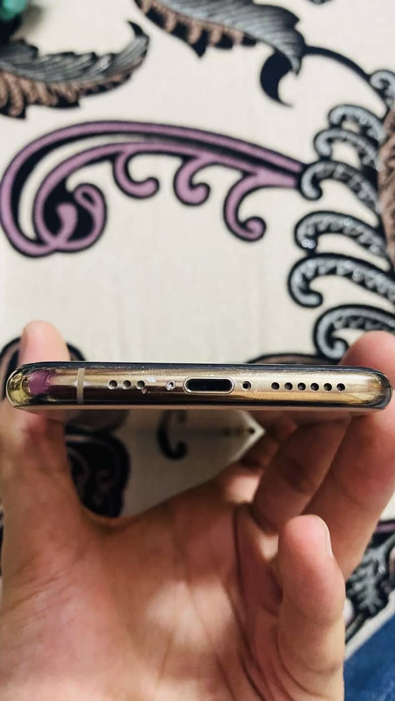 Apple iPhone XS 16