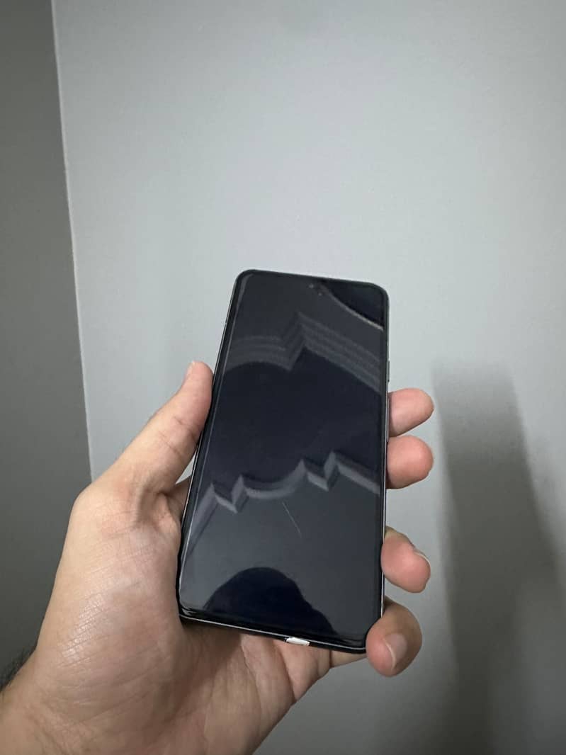 Google Pixel 8 256gb PTA Pristine Condition 2