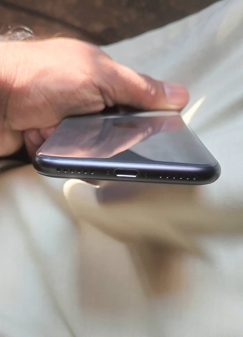 Apple iPhone SE 2