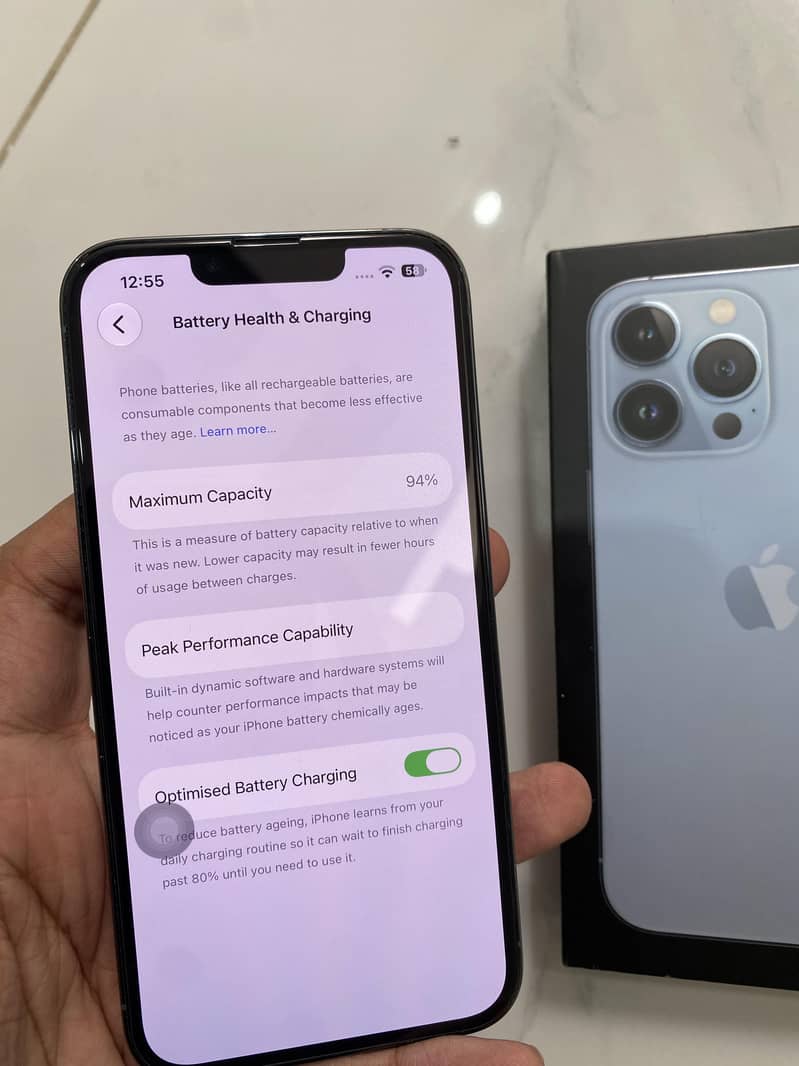 Apple iPhone 13 Pro FU 6