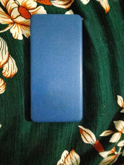 100Wat power bank fast charging support