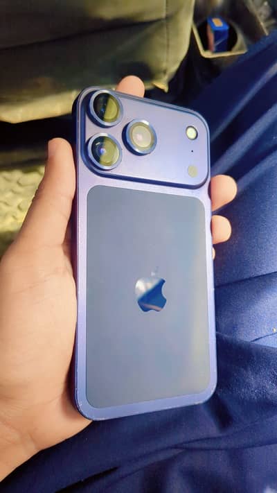 Apple iPhone xr convert 17pro