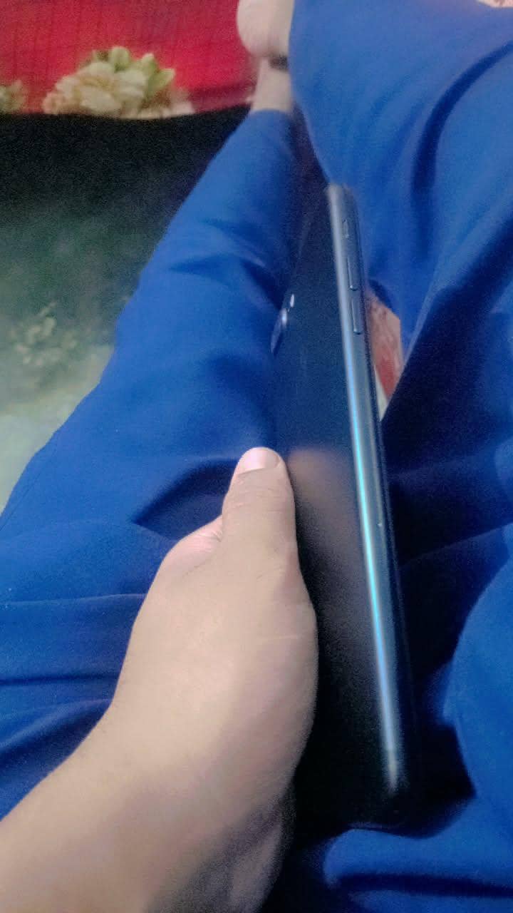 Apple iPhone 7 Plus 4