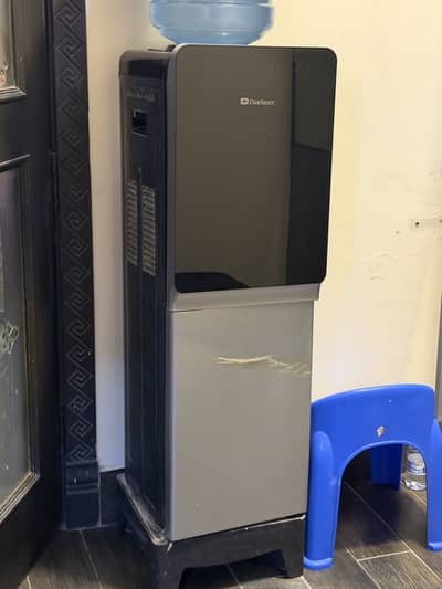 Water dispenser