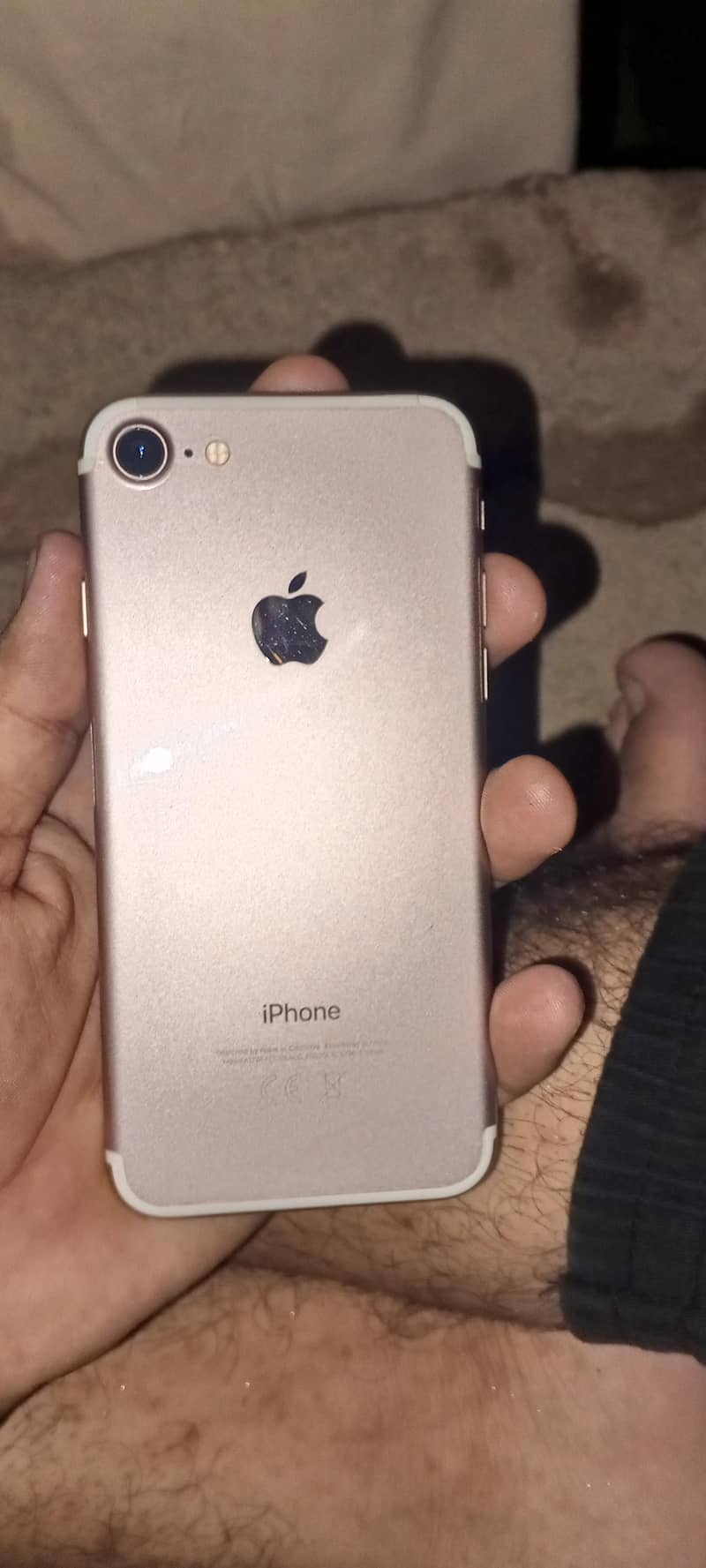 Apple iPhone 7 0