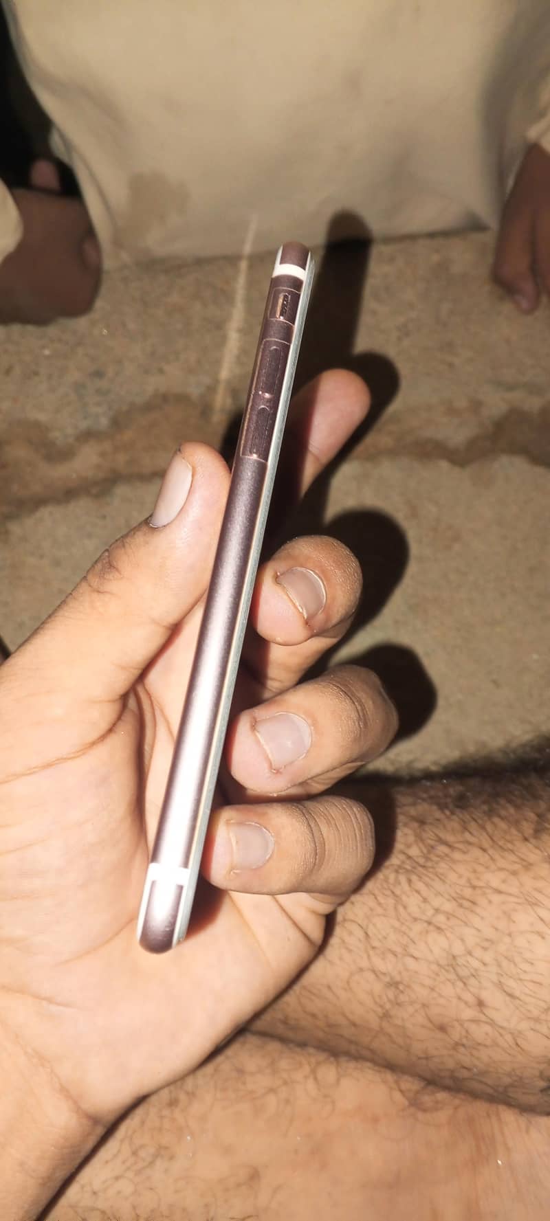 Apple iPhone 7 2