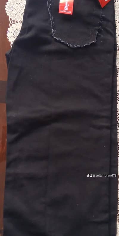 Zara Brand Black Color Beggy Style Jeans