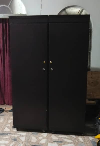 Detachable Plywood Wardrobe Almari on Wheels with Removable Shelves