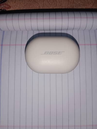 BOSE Quiet comfort earbuds white color without box but original