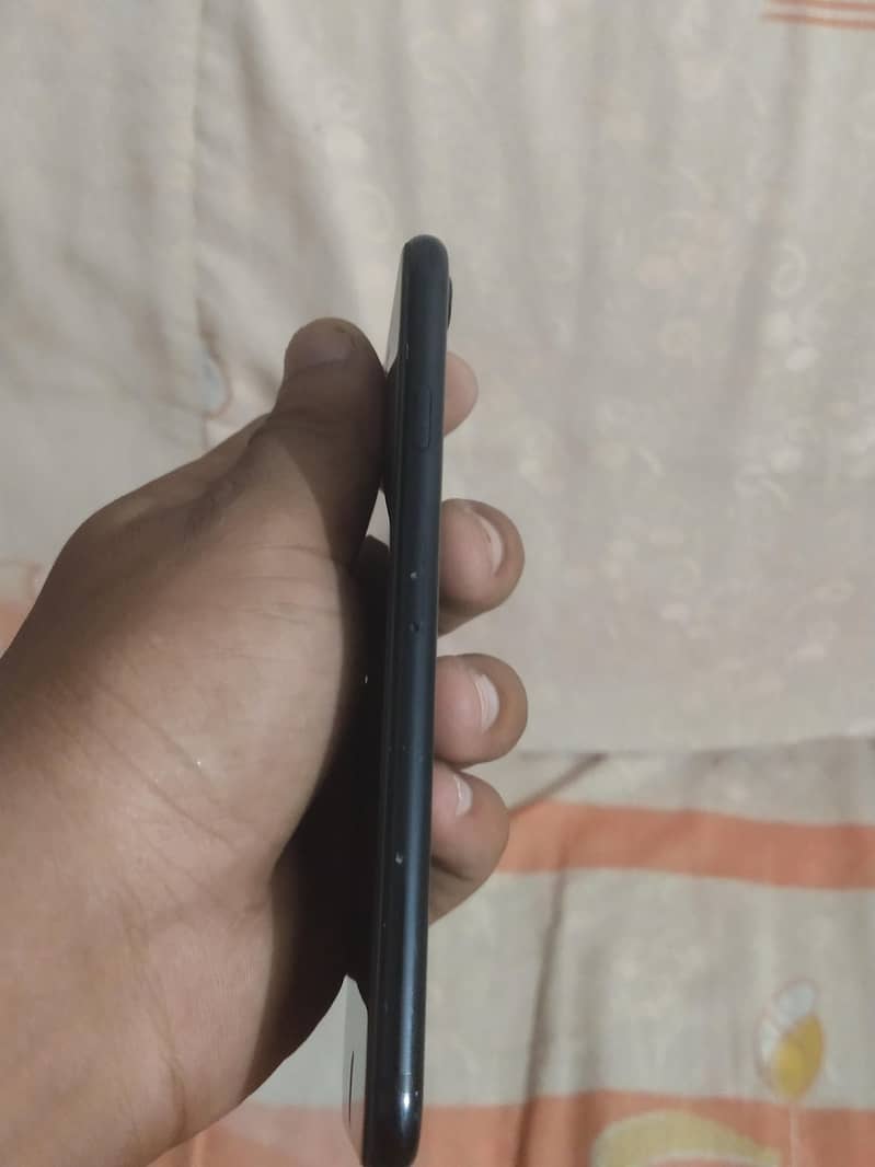 Apple iPhone SE 2