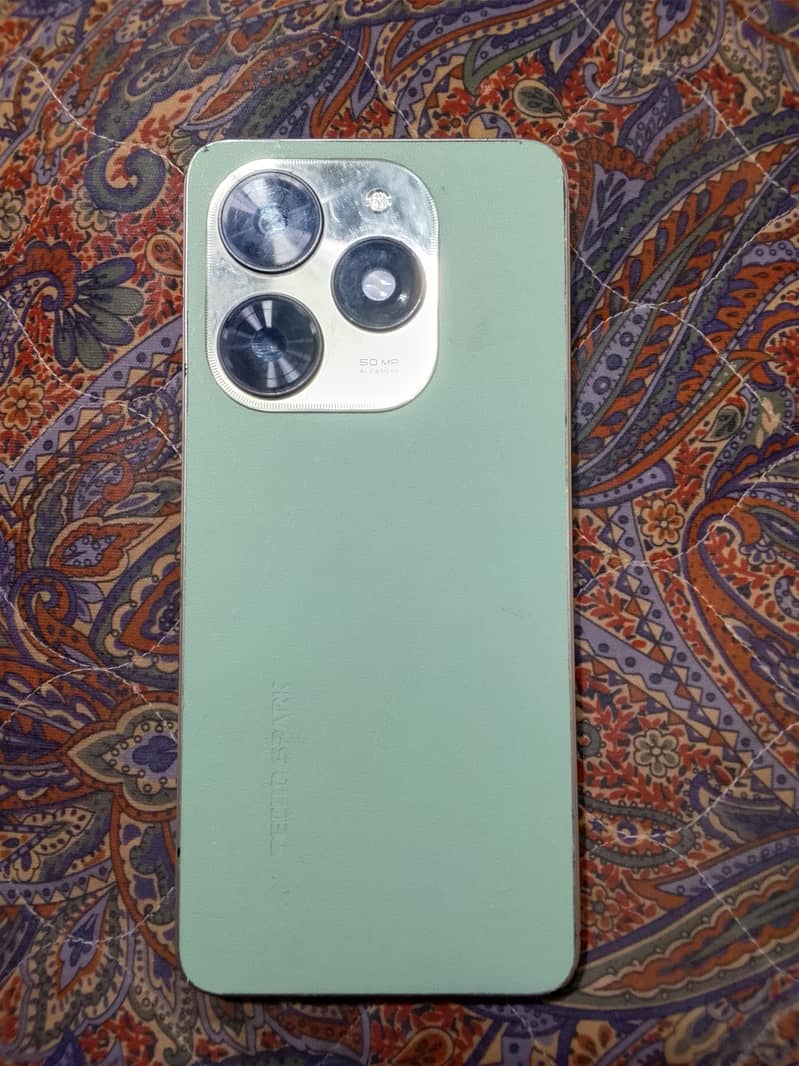 Tecno Spark 20C 0