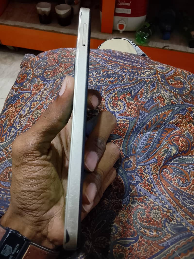 Tecno Spark 20C 3
