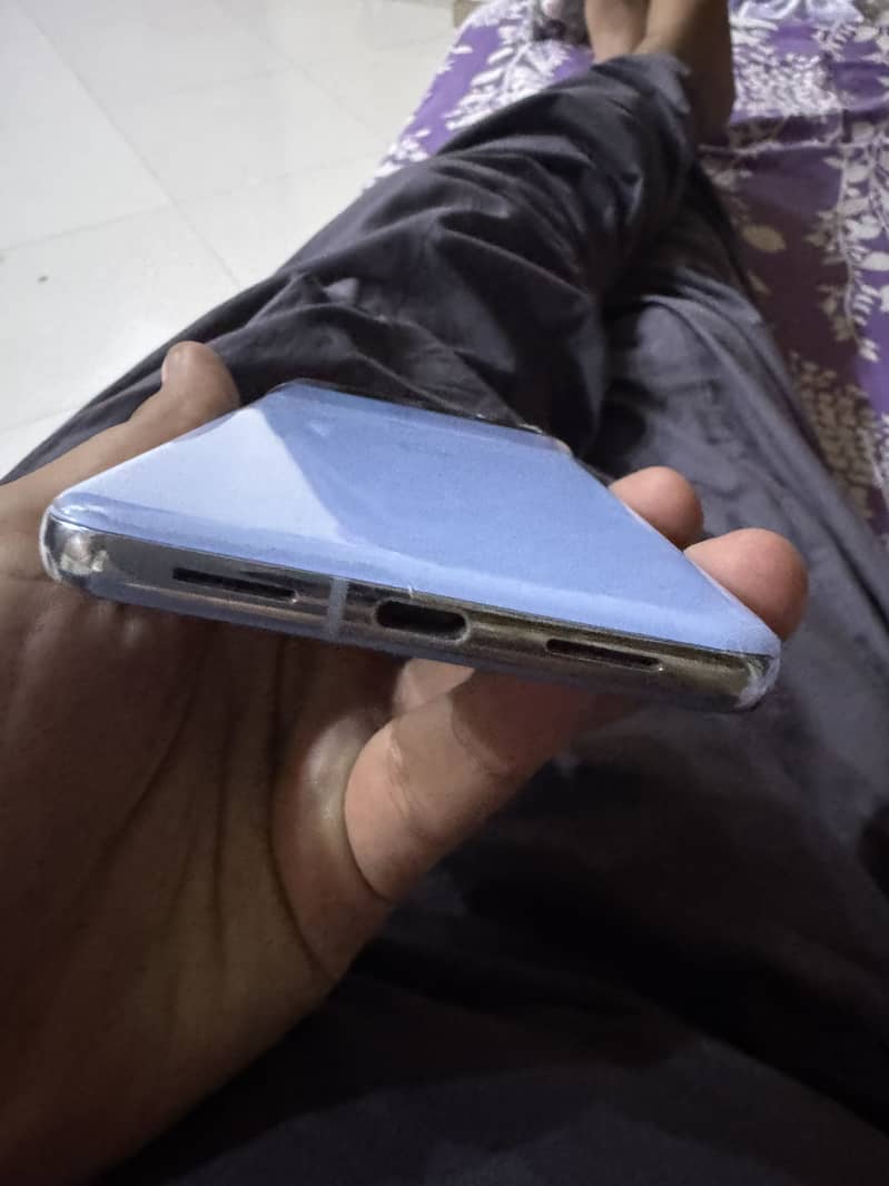 Google Pixel 8 Pro 3
