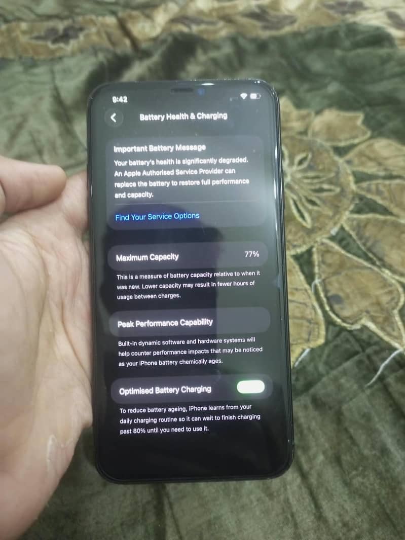 Apple iPhone 11 Pro Max 4