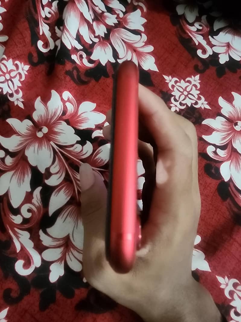 Apple iPhone XR 3