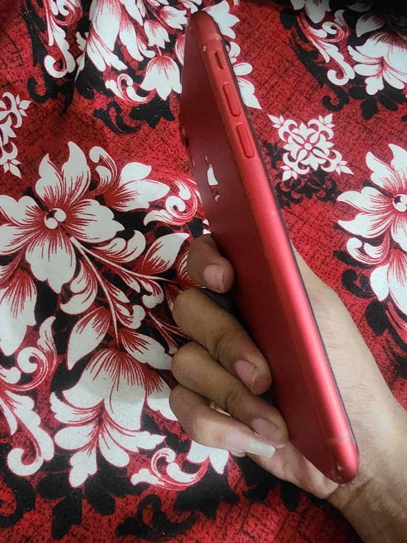 Apple iPhone XR 5