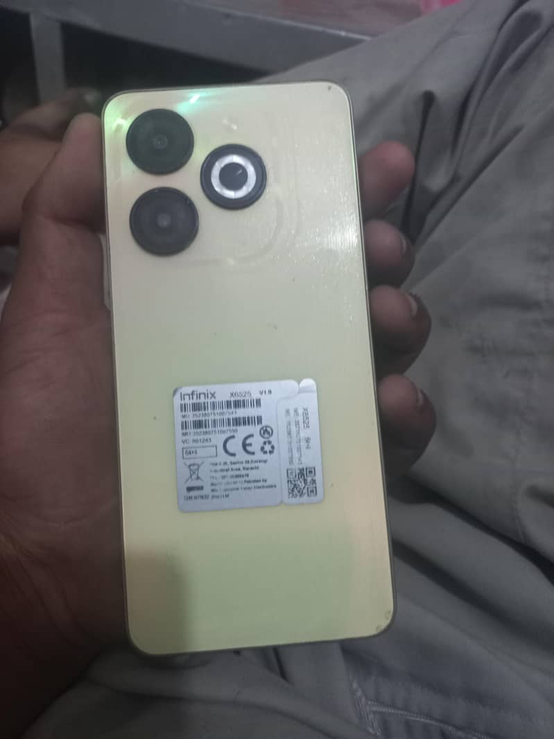 Infinix Smart 8 0