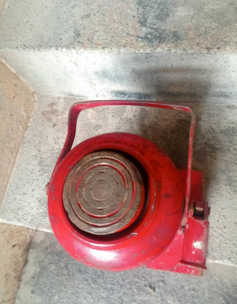 hydraulic jack 3
