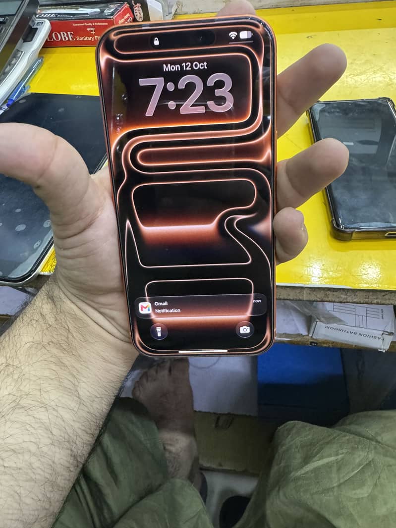 Apple iPhone 17 Pro Max 7