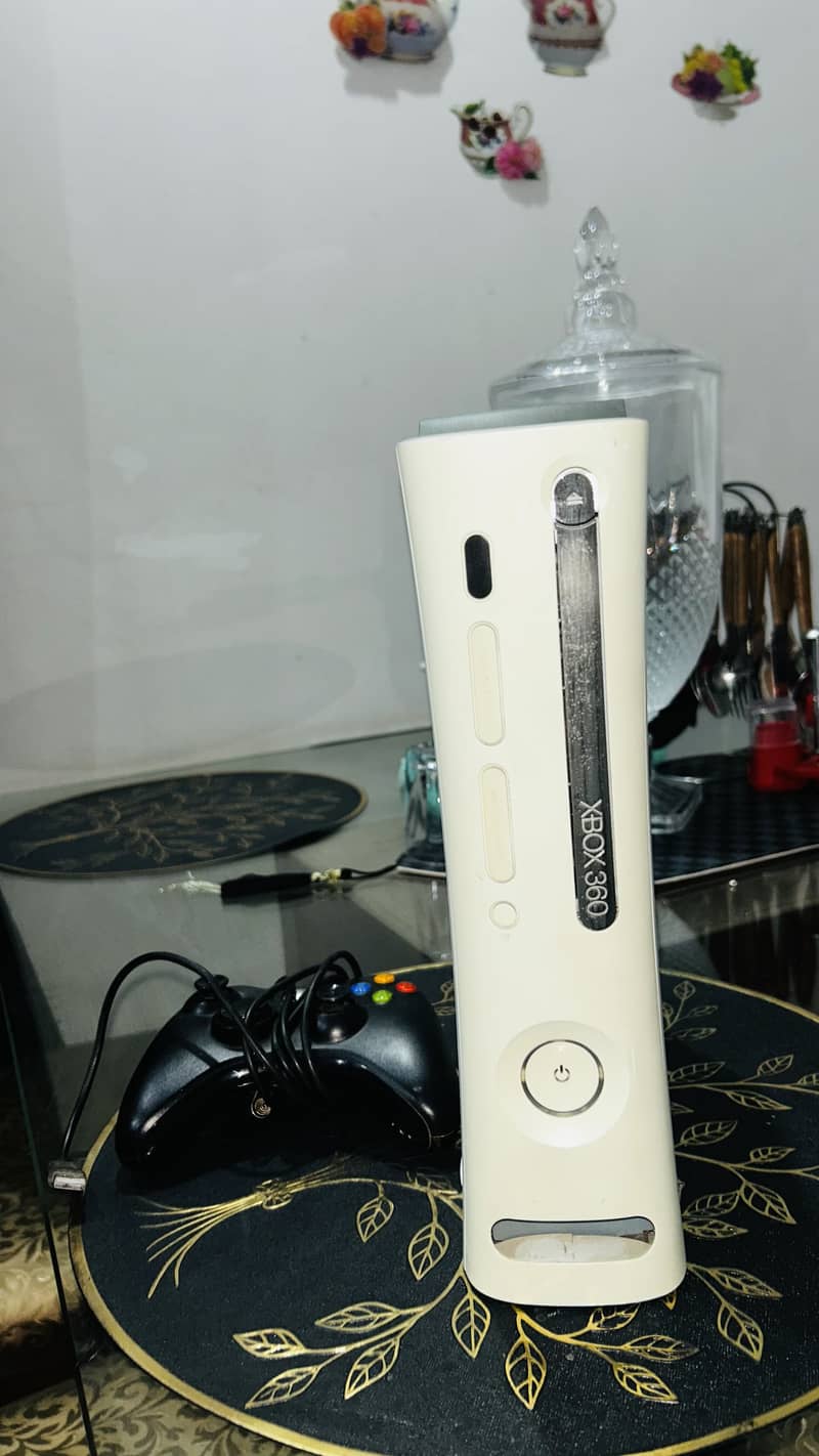 X box 360 with games 3