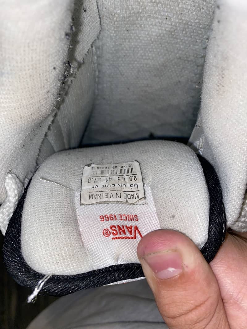 vans shoes 2
