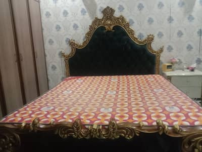 King size Bed set with 2 side table and dressing table