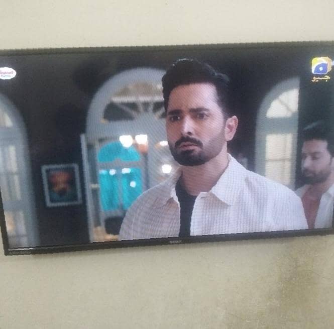 orient led 40" Android 2