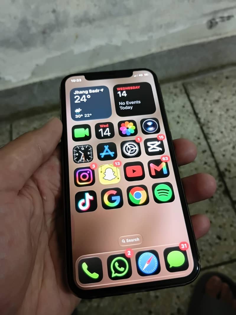 Apple iPhone 11 Pro 1