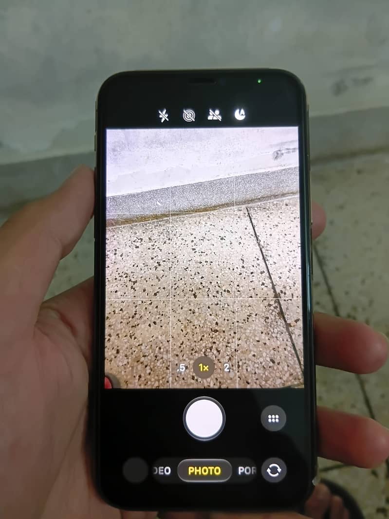 Apple iPhone 11 Pro 12