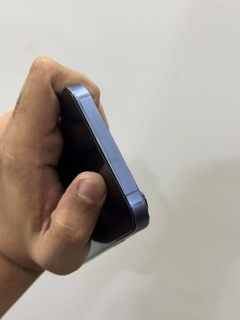 Iphone 13 pro max 4