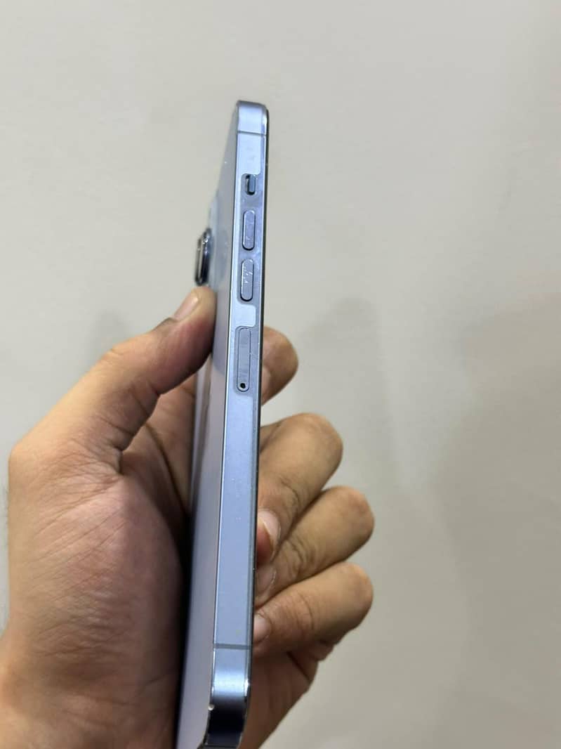 Iphone 13 pro max 5