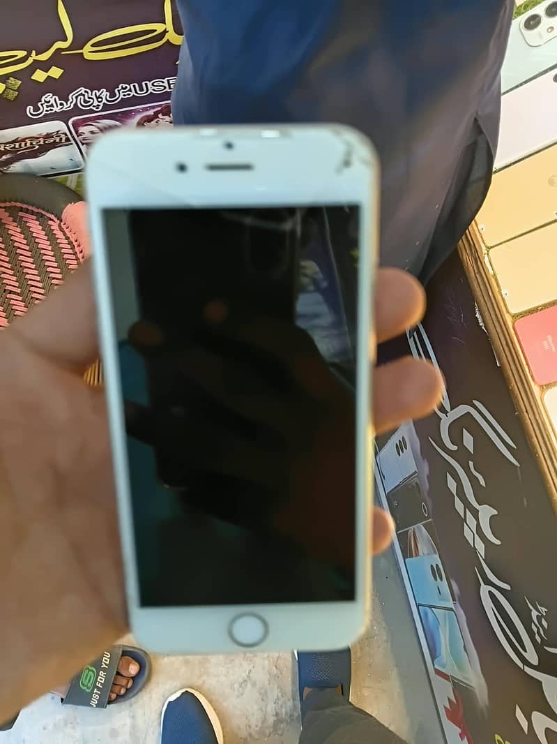 Apple iPhone 6 2